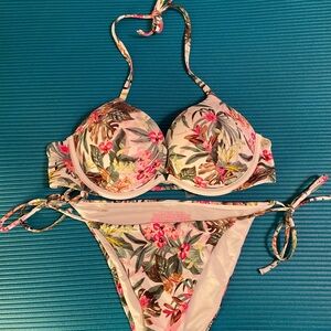 Victoria's Secret Tropical Floral Bikini 34A/XS